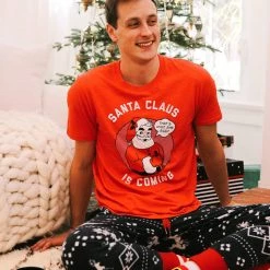 Tipsy Elves Men's Santa Claus Is Coming Tee