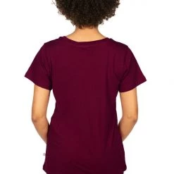 Tipsy Elves Women's Dreaming Of A Wine Christmas Tee